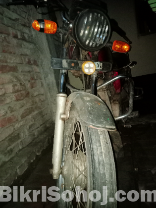 Bajaj boxer 100 cc